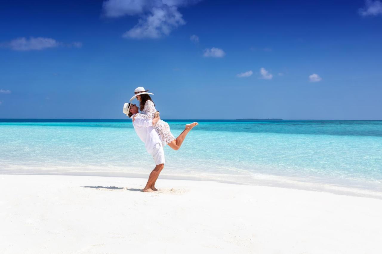 Avani Plus Fares Maldives Resort - 50 Percent Off On Seaplane Transfer For Minimum Stay Of 3 Nights And More For Stays Until 31 October 2025 Kendhoo Zewnętrze zdjęcie