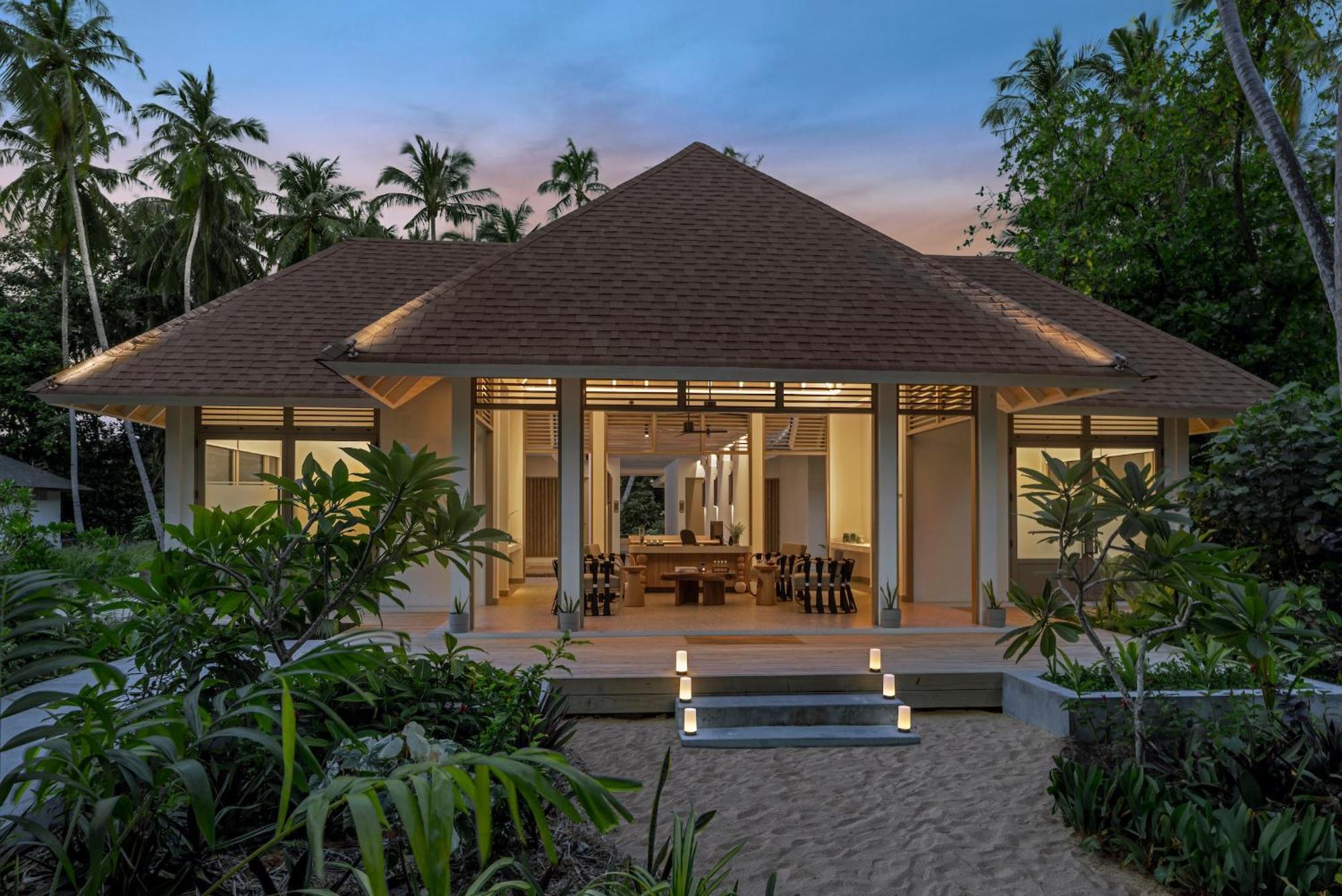 Avani Plus Fares Maldives Resort - 50 Percent Off On Seaplane Transfer For Minimum Stay Of 3 Nights And More For Stays Until 31 October 2025 Kendhoo Zewnętrze zdjęcie