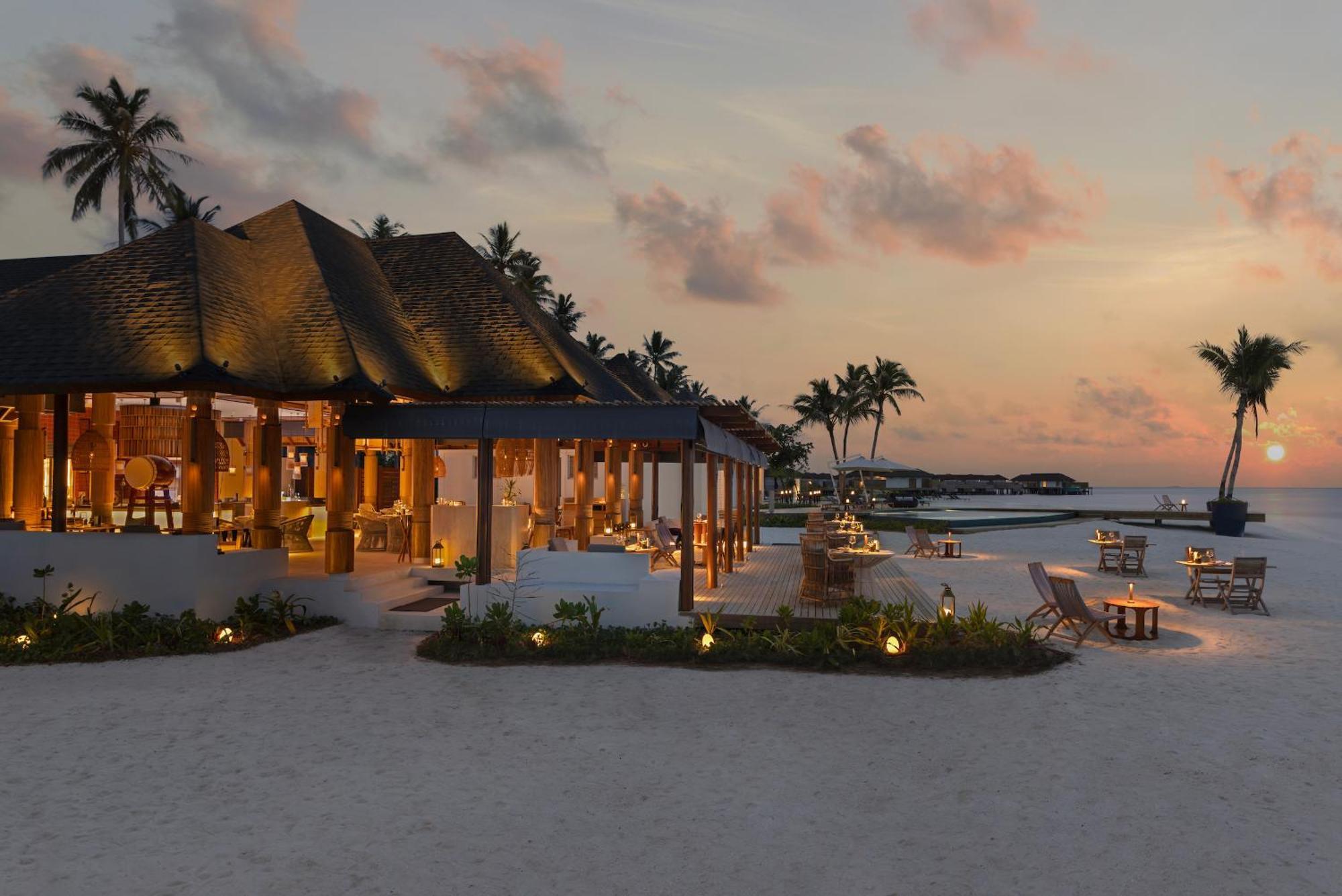 Avani Plus Fares Maldives Resort - 50 Percent Off On Seaplane Transfer For Minimum Stay Of 3 Nights And More For Stays Until 31 October 2025 Kendhoo Zewnętrze zdjęcie