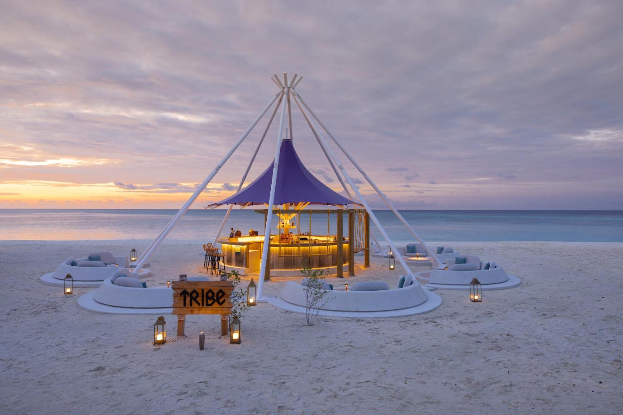 Avani Plus Fares Maldives Resort - 50 Percent Off On Seaplane Transfer For Minimum Stay Of 3 Nights And More For Stays Until 31 October 2025 Kendhoo Zewnętrze zdjęcie