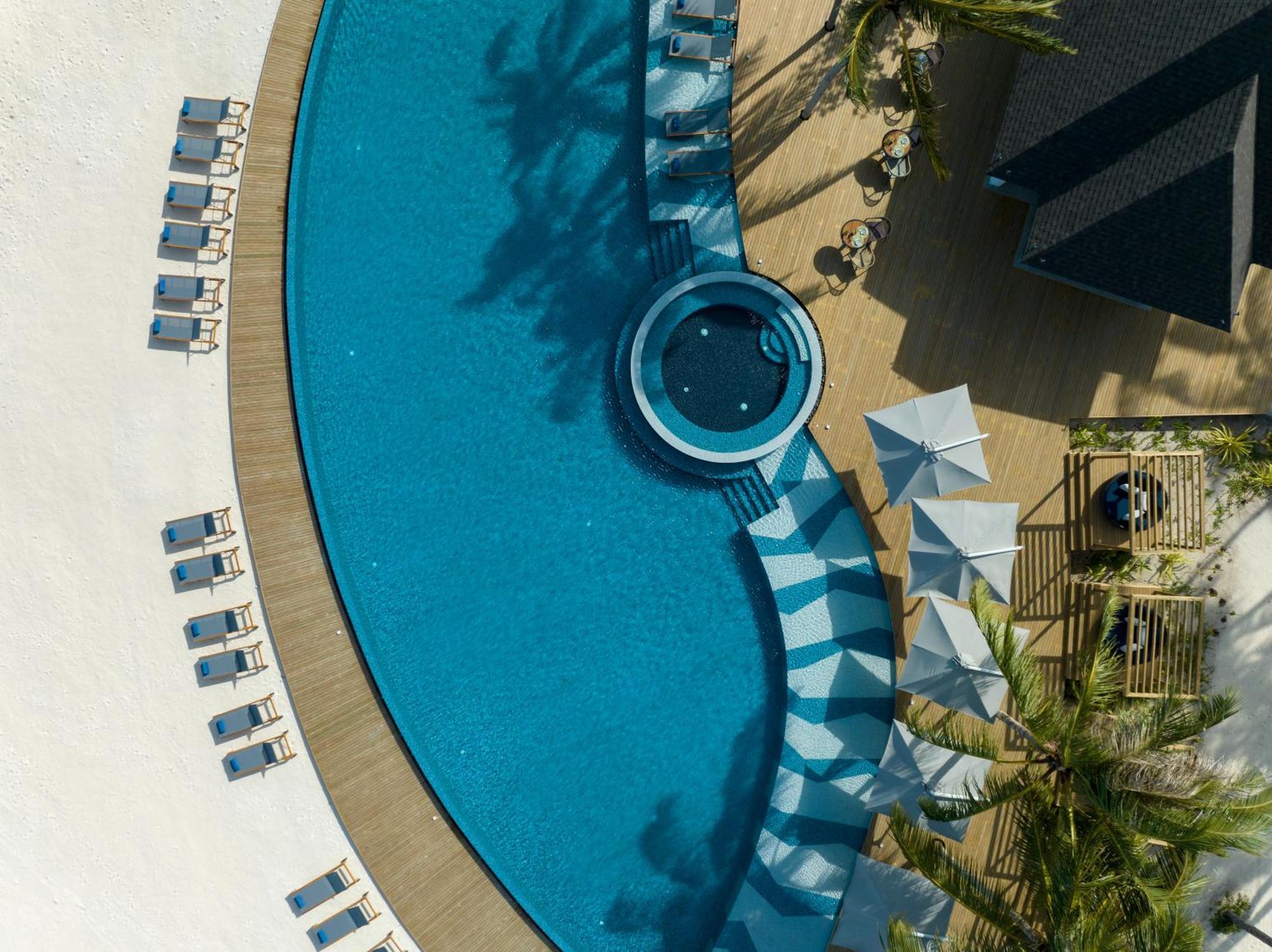 Avani Plus Fares Maldives Resort - 50 Percent Off On Seaplane Transfer For Minimum Stay Of 3 Nights And More For Stays Until 31 October 2025 Kendhoo Zewnętrze zdjęcie